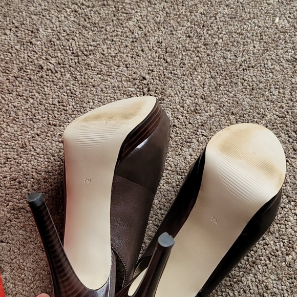 Womens Guess Brown heels - Picture 7 of 7